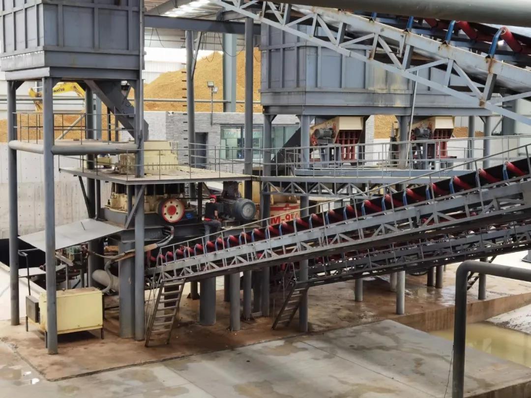 動(dòng)態(tài)丨磊蒙集團(tuán)湖南地區(qū)再添濕法制砂生產(chǎn)線